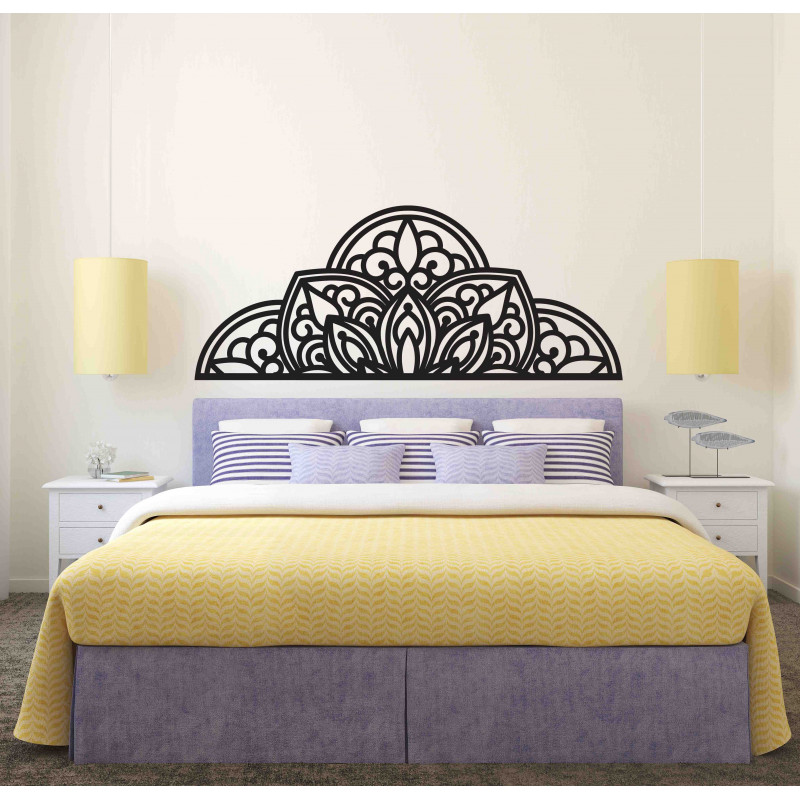 Dřevěný obraz na zeď poloviční mandala - BOHEMIA