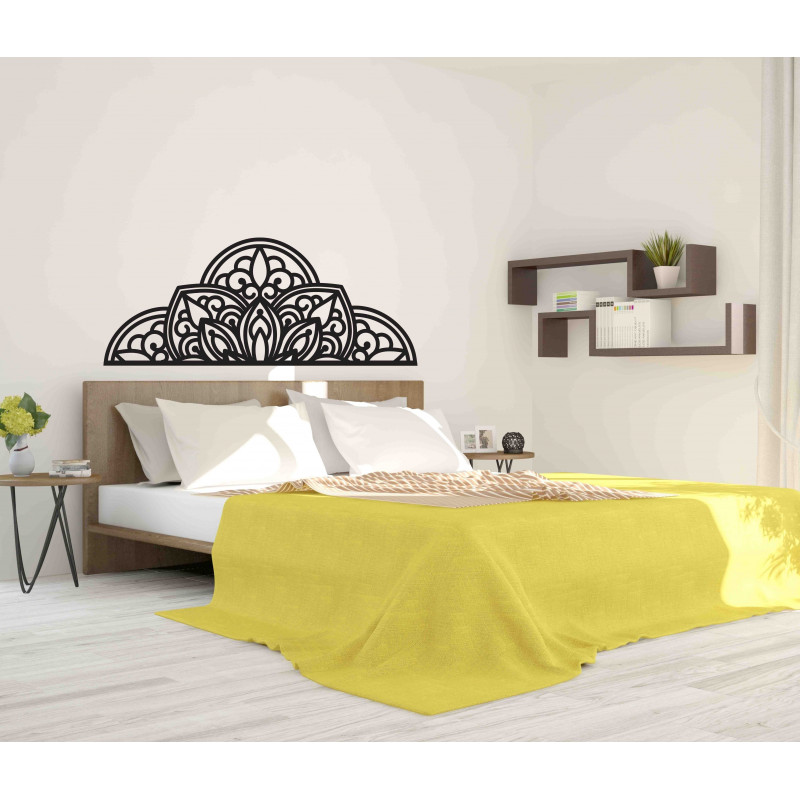 Dřevěný obraz na zeď poloviční mandala - BOHEMIA