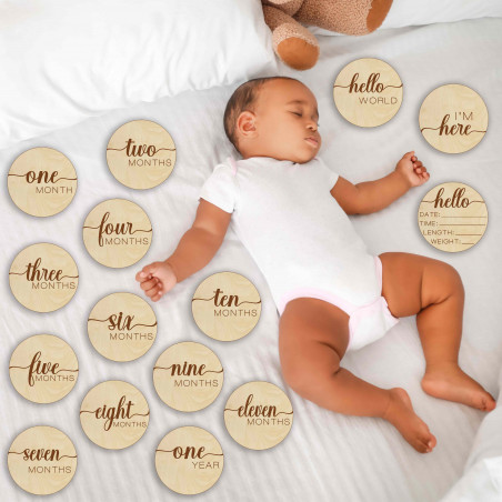 Dřevěné milníkové kartičky - první rok na světě anglicky, německy, polsky, maďarsky, rumunsky