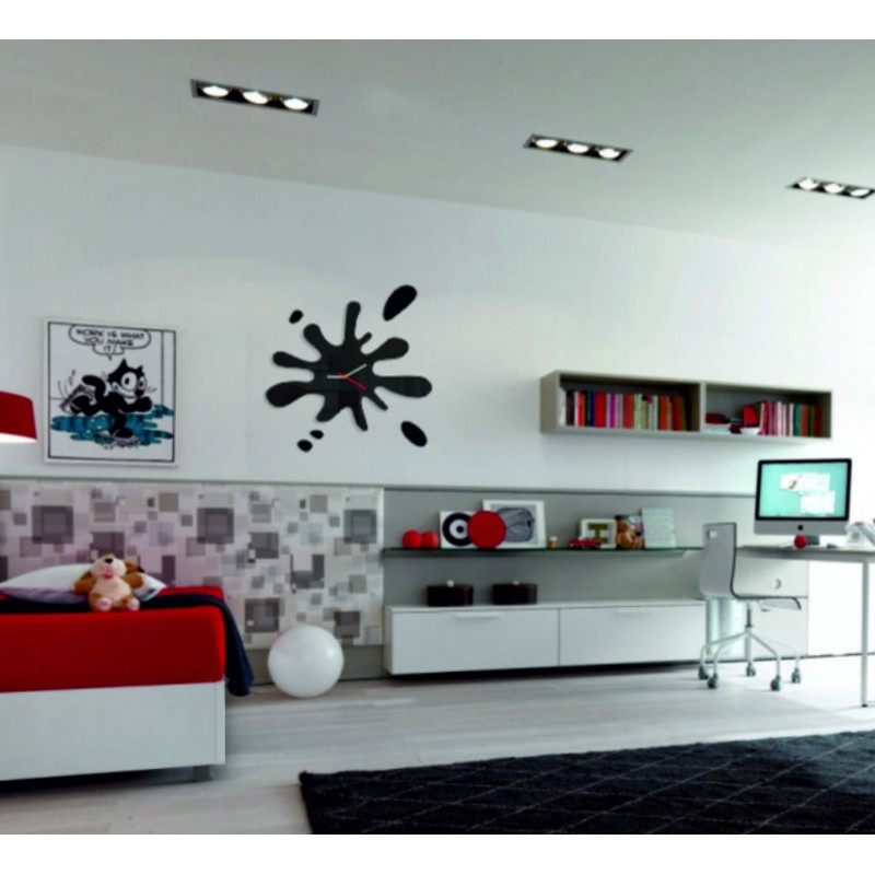 Rozměry nástěnných hodin X-momo. Designové nástěnné hodiny z PMMA