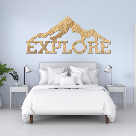 Vyřezávaný dřevěný obraz hory - EXPLORE