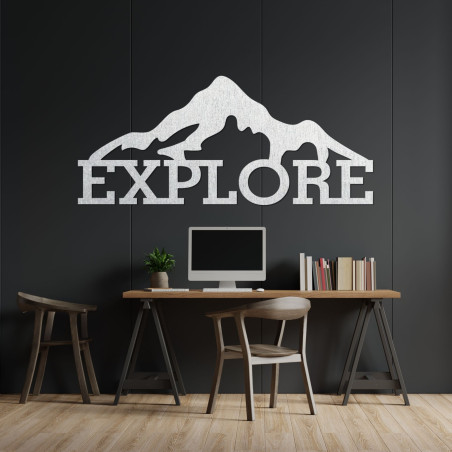 Vyřezávaný dřevěný obraz hory - EXPLORE