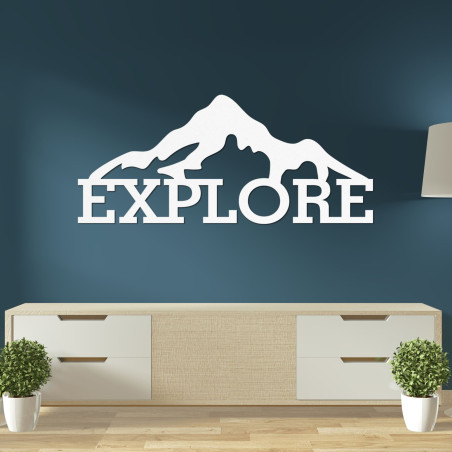 Vyřezávaný dřevěný obraz hory - EXPLORE