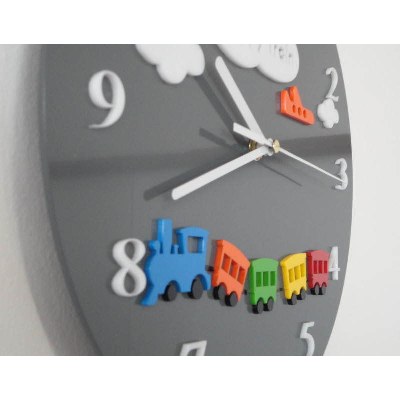 Vyrábíme pro Vás nástěnné hodiny do obývacího pokoje nebo kanceláře. X-momo