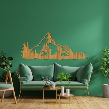 Vyřezávaná dřevěná dekorace horská příroda - MONTANA