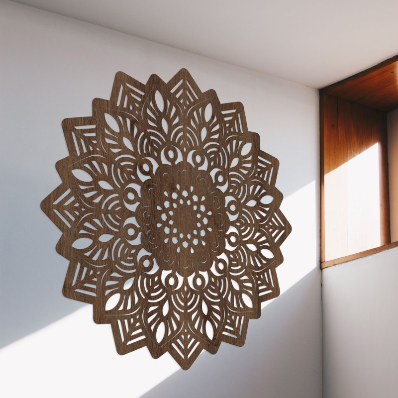 Dřevěná nástěnná dekorace mandala ve tvaru slunce - IGNEUS