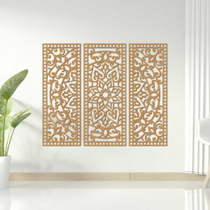 Třídílné provedení spojuje tradiční vzory s moderní precizností.