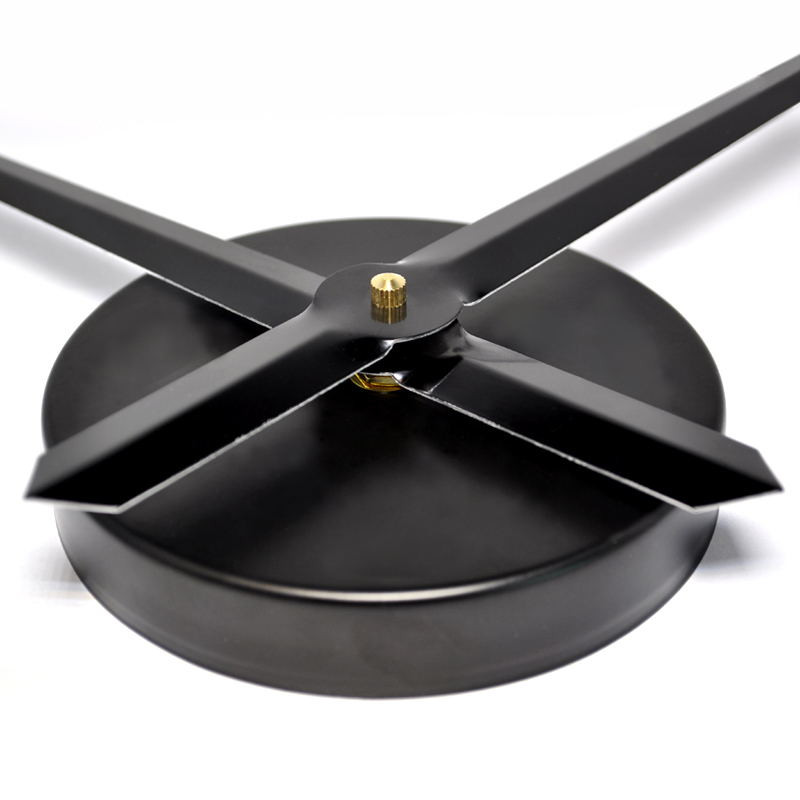 Moderní nástěnné hodiny - DESIRE