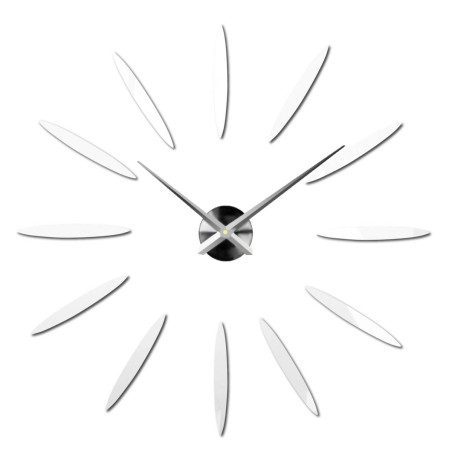 Kreativní rozmístěné hodiny, které vytvářejí efekt slunečních paprsků pomocí zlatých prvků. Kreativní rozmístěné hodiny, které vytvářejí efekt slunečních paprsků pomocí zlatých prvků.