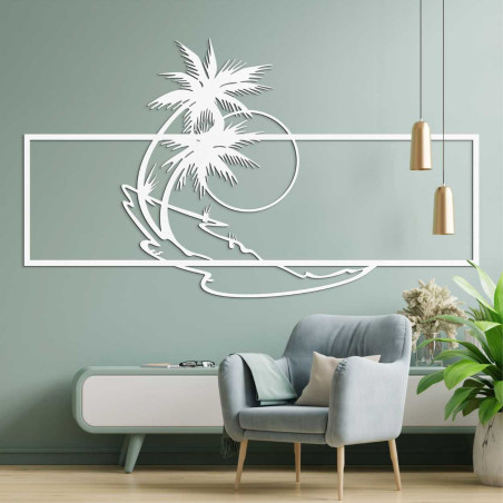 Plážový motiv vyřezaný ze dřeva v čistém, geometrickém stylu. Plážový motiv vyřezaný ze dřeva v čistém, geometrickém stylu.