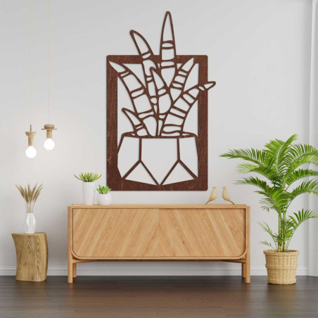 Kruhové nástěnné hodiny ze dřeva s jemnou strukturou povrchu.