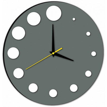 Moderné hodiny na stenu vyrobené z plastu. Vlastná výroba, X-momo Moderné hodiny na stenu vyrobené z plastu. Vlastná výroba, X-momo