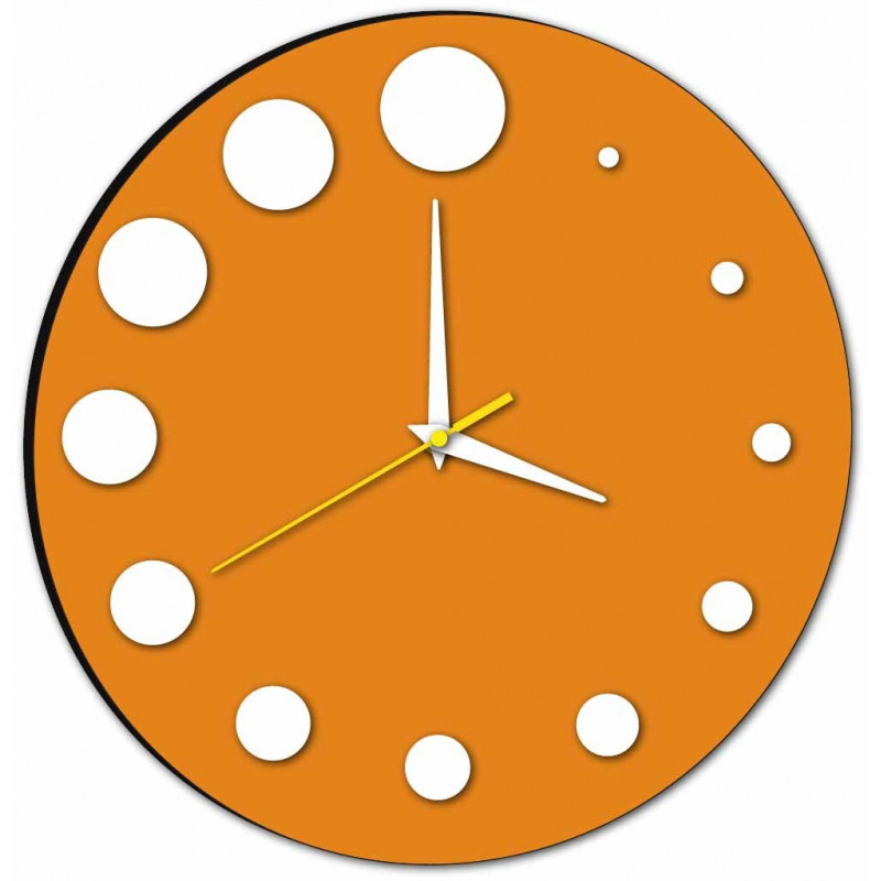 Moderné hodiny na stenu vyrobené z plastu. Vlastná výroba, X-momo