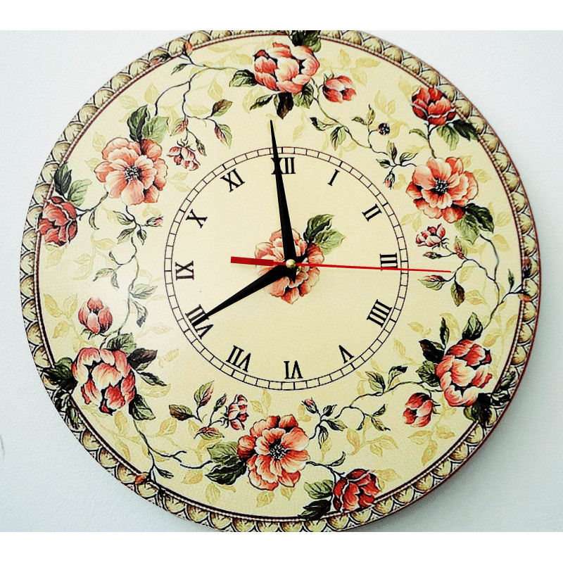 Moderní nástěnné hodiny, nástěnné hodiny ze dřeva, překližky