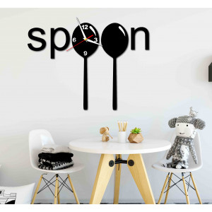 Moderní hodiny na stěnu vyrobeny z plastu. Vlastní výroba, X-momo 2