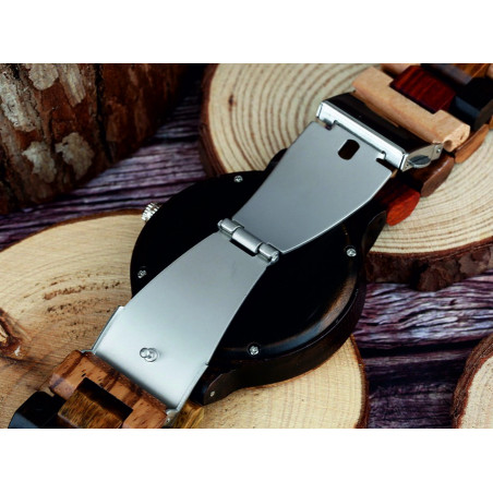 Náramkové hodinky READER vyrobené ze dřeva. Dámské a pánské hodinky.