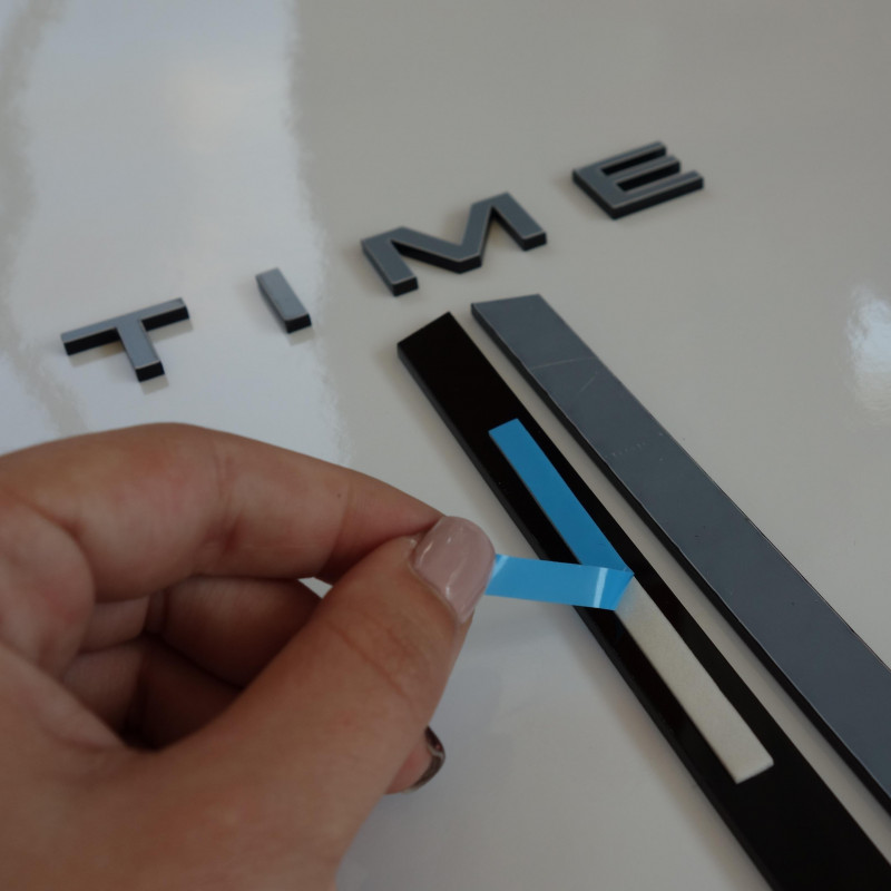 Designové nástěnné hodiny samolepicí PLEXI čísla OPTIC